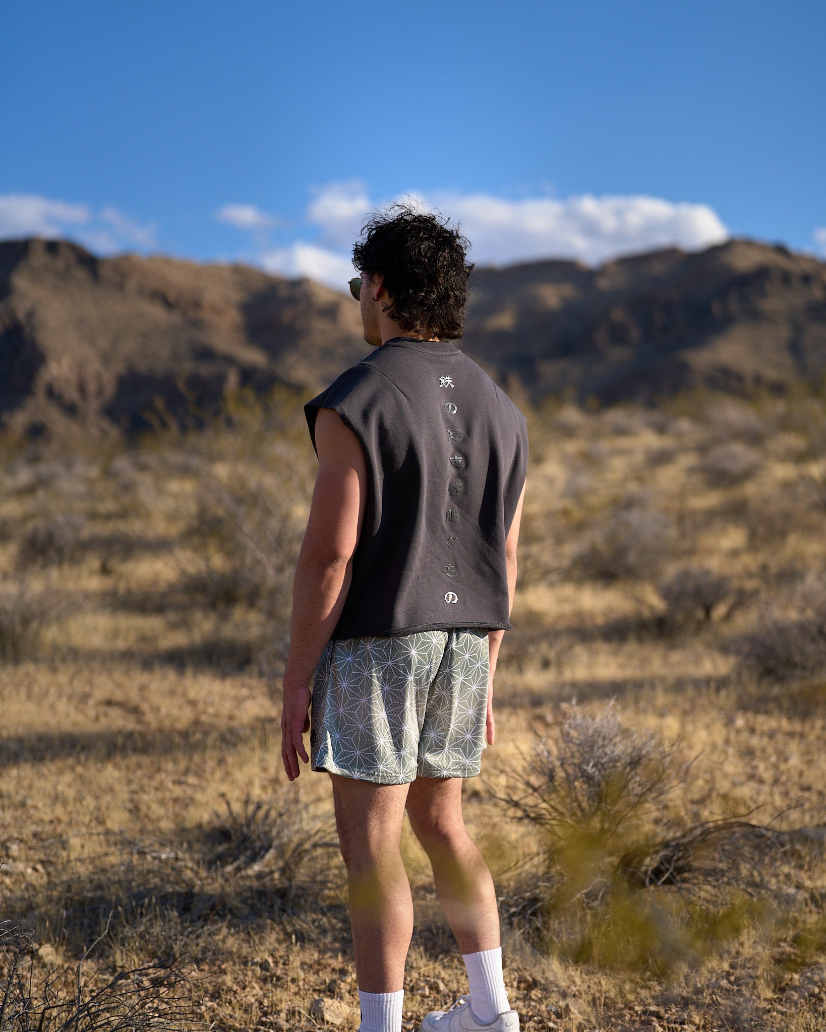 OBSIDIAN Cutoff Tanktop