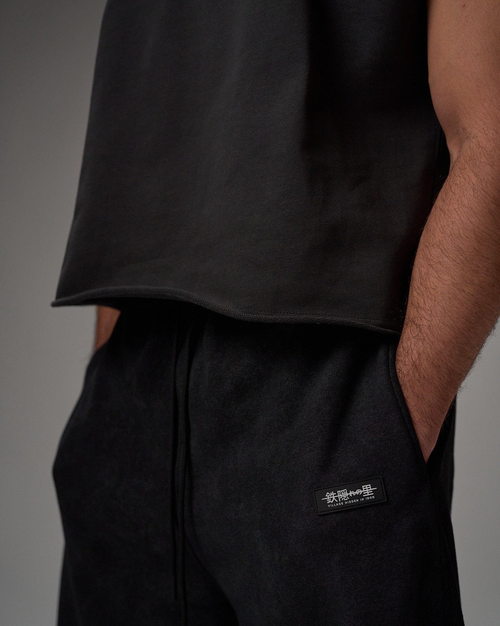 ETERNAL Cutoff Tanktop