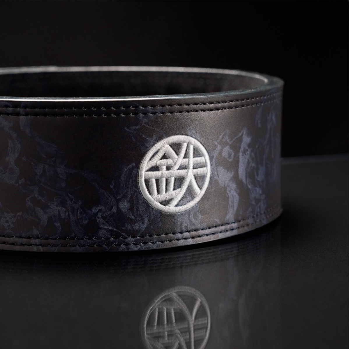 13mm powerlifting lever belt embroidery closeup