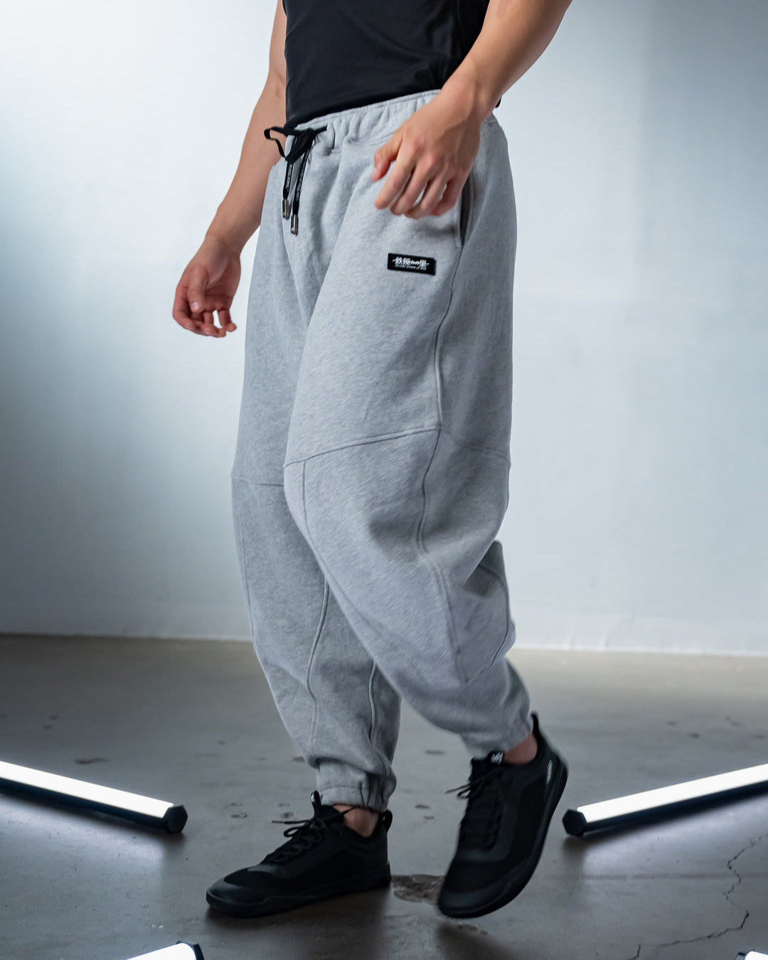 STORM Tobi Sweatpants (BACKORDER: shipping by end of May)