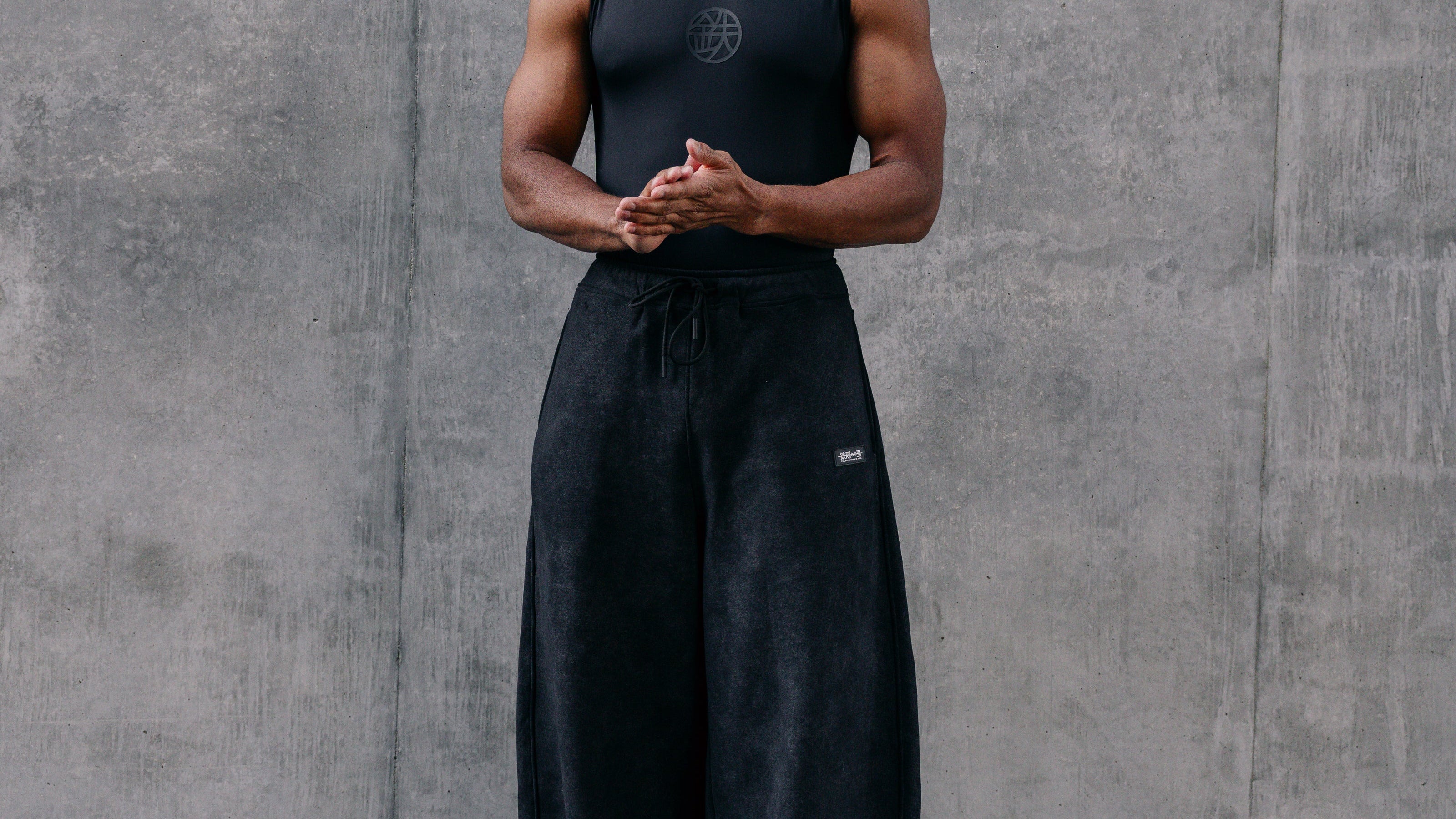 Are Uncuffed Sweatpants Better for Heavy Lifting?