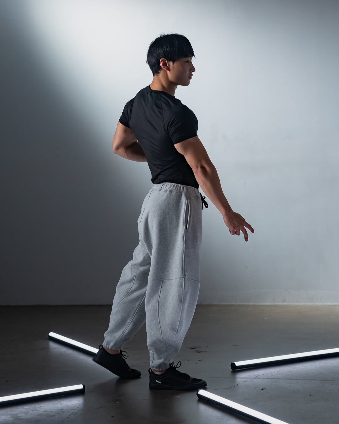 Power Up Your Gym Fit with Toji-Inspired Style