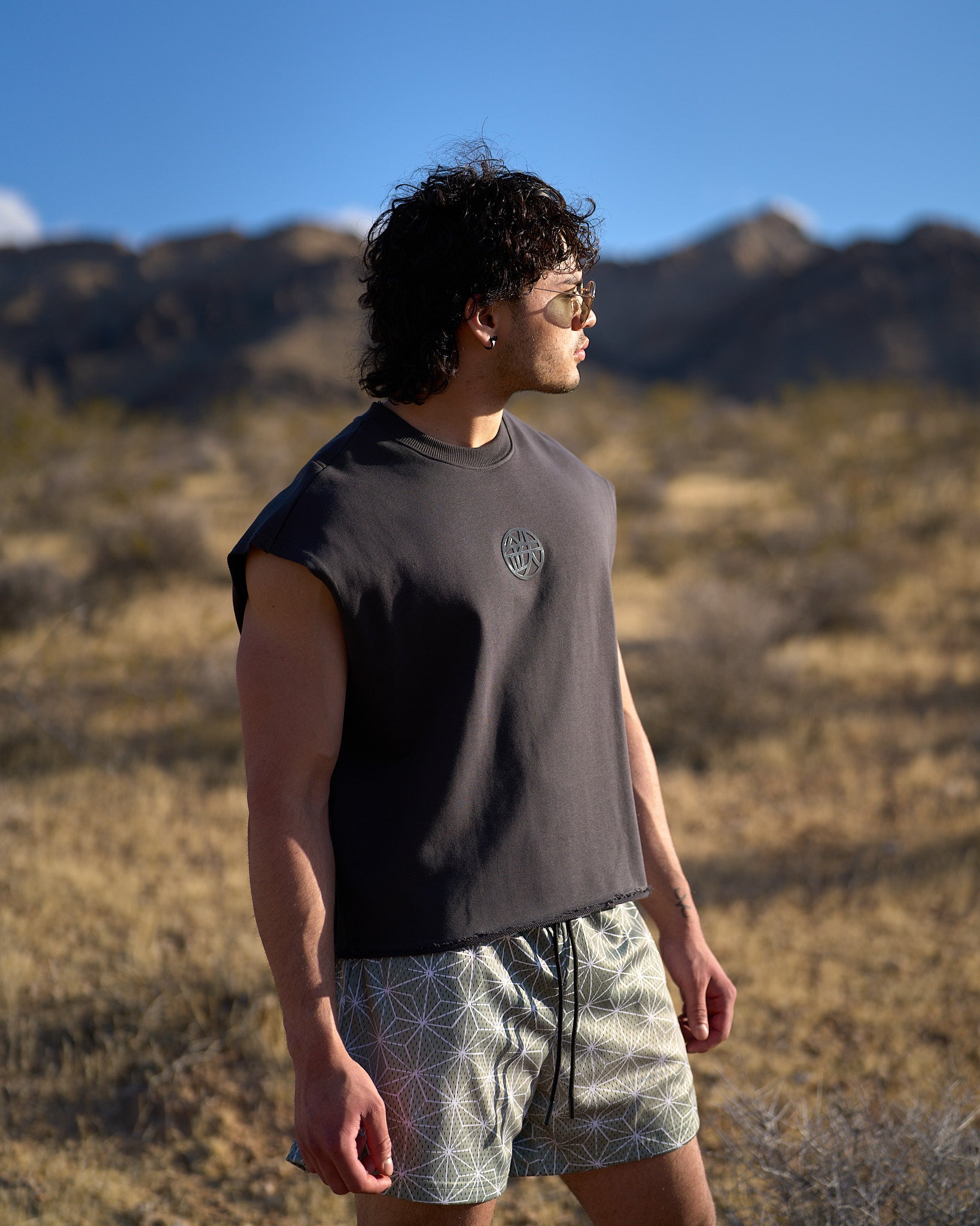 OBSIDIAN Cutoff Tanktop