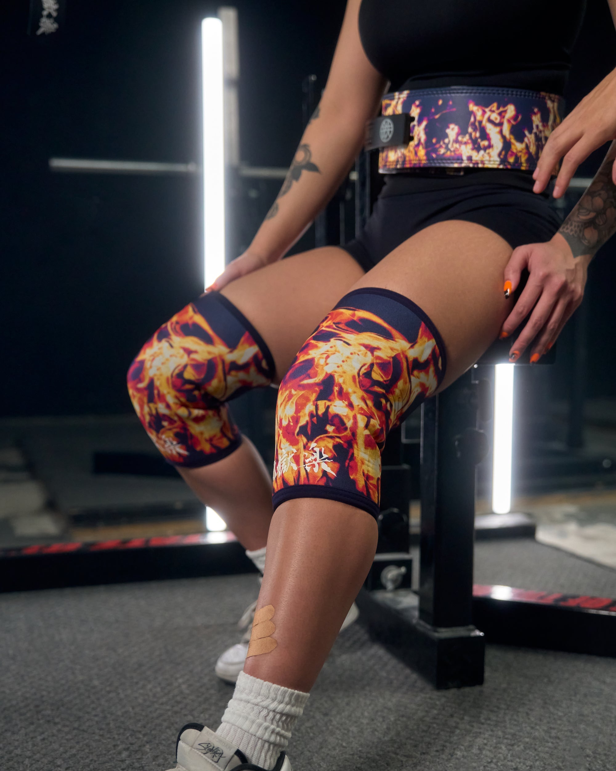 ASCETIC BLAZE Knee Sleeves