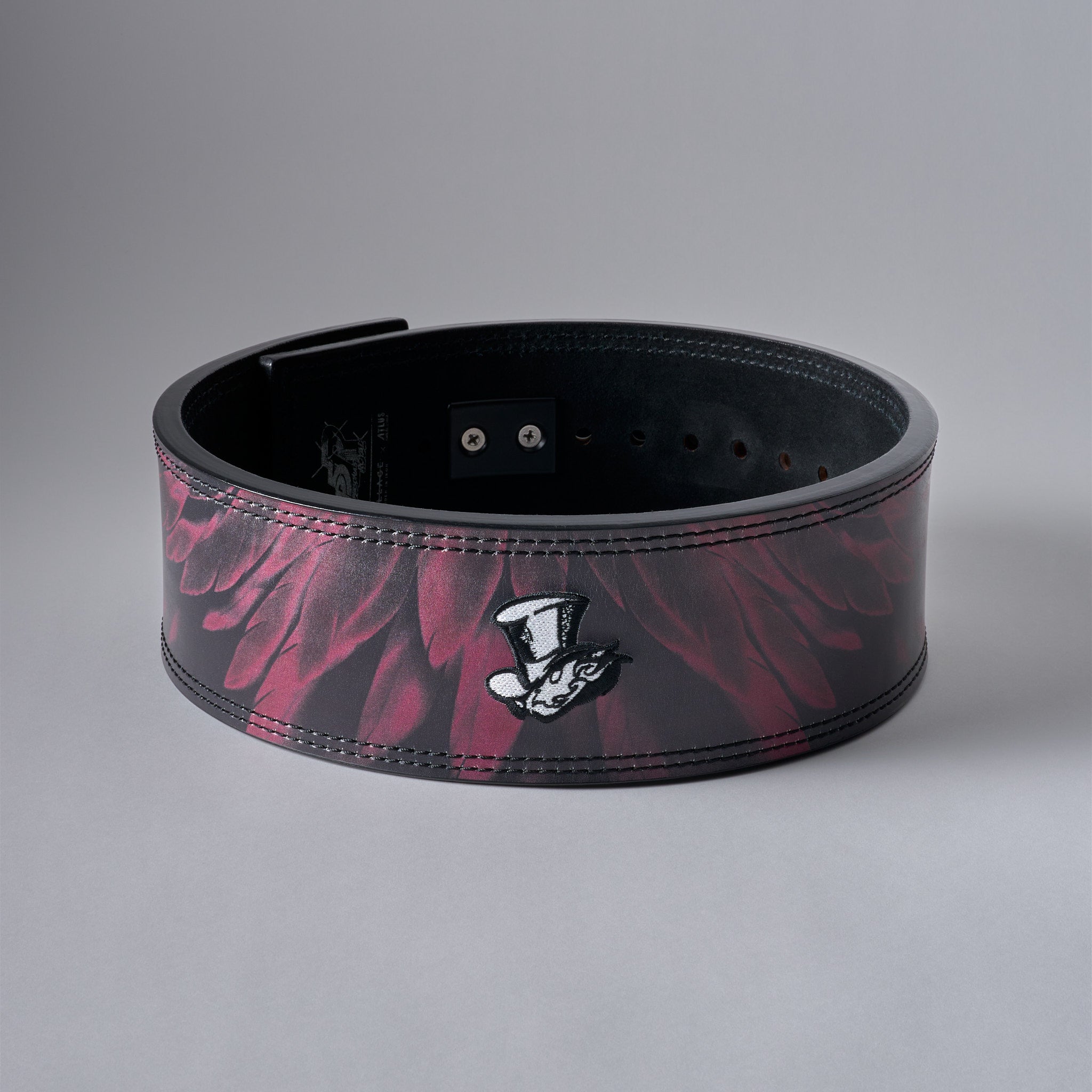 ARSENE 13mm lever belt in Persona 5 Royal red and black, worn for a heavy squat