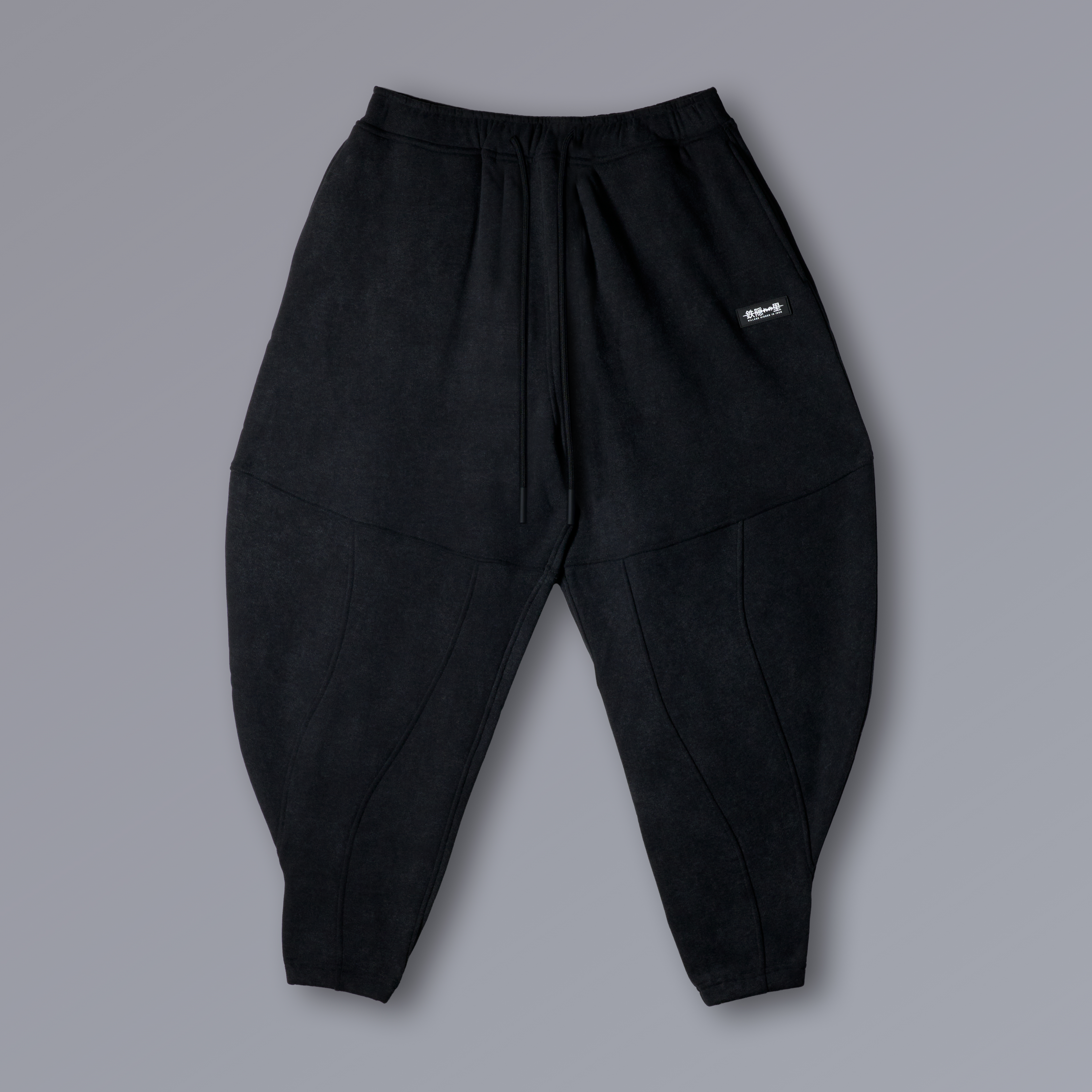 ETERNAL Tobi Sweatpants in black, Japanese workwear-inspired tapered fit