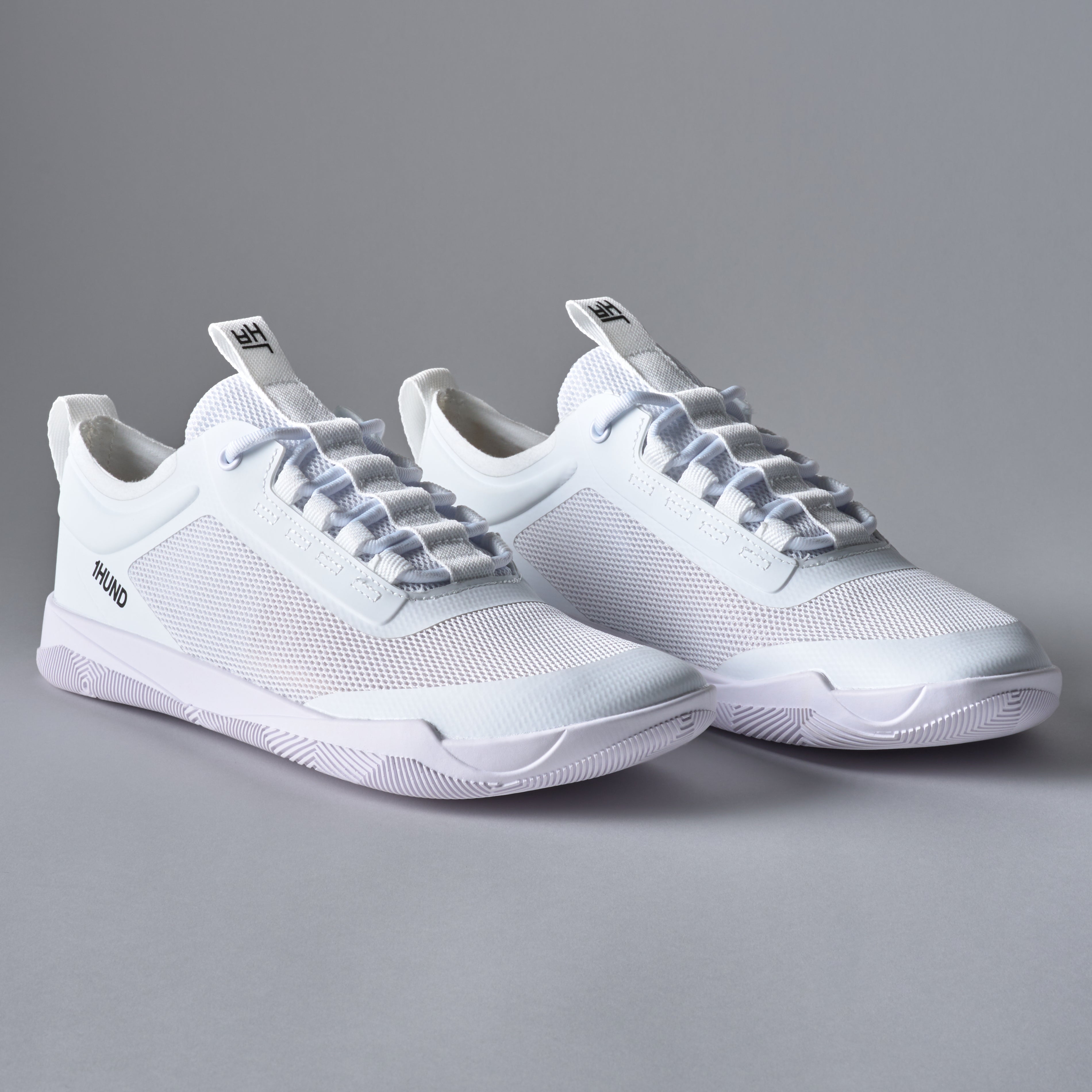 Aerolux Barefoot trainer in dove grey, zero-drop wide toebox