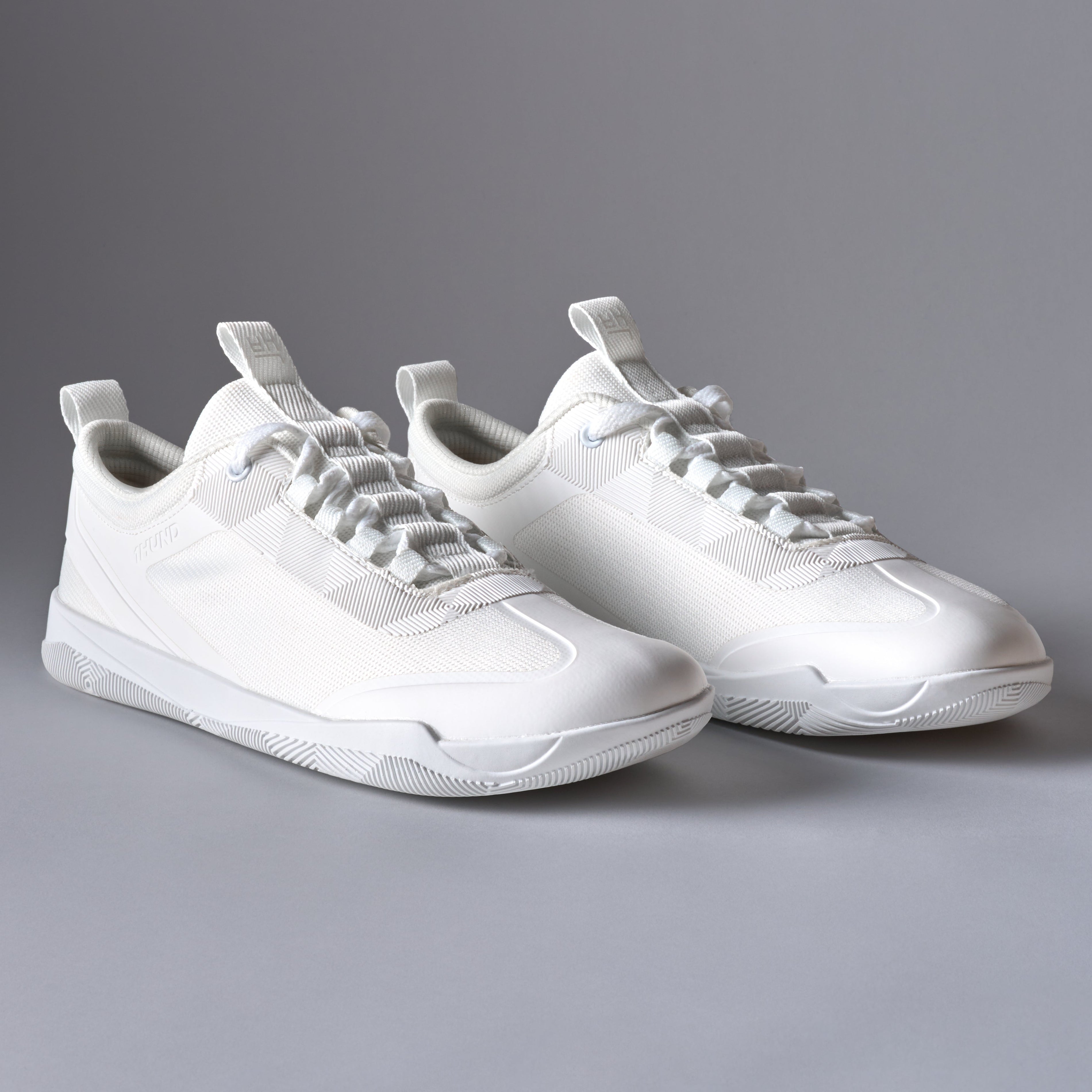 Aerolux Pro Barefoot trainer in dove grey with reinforced mesh upper